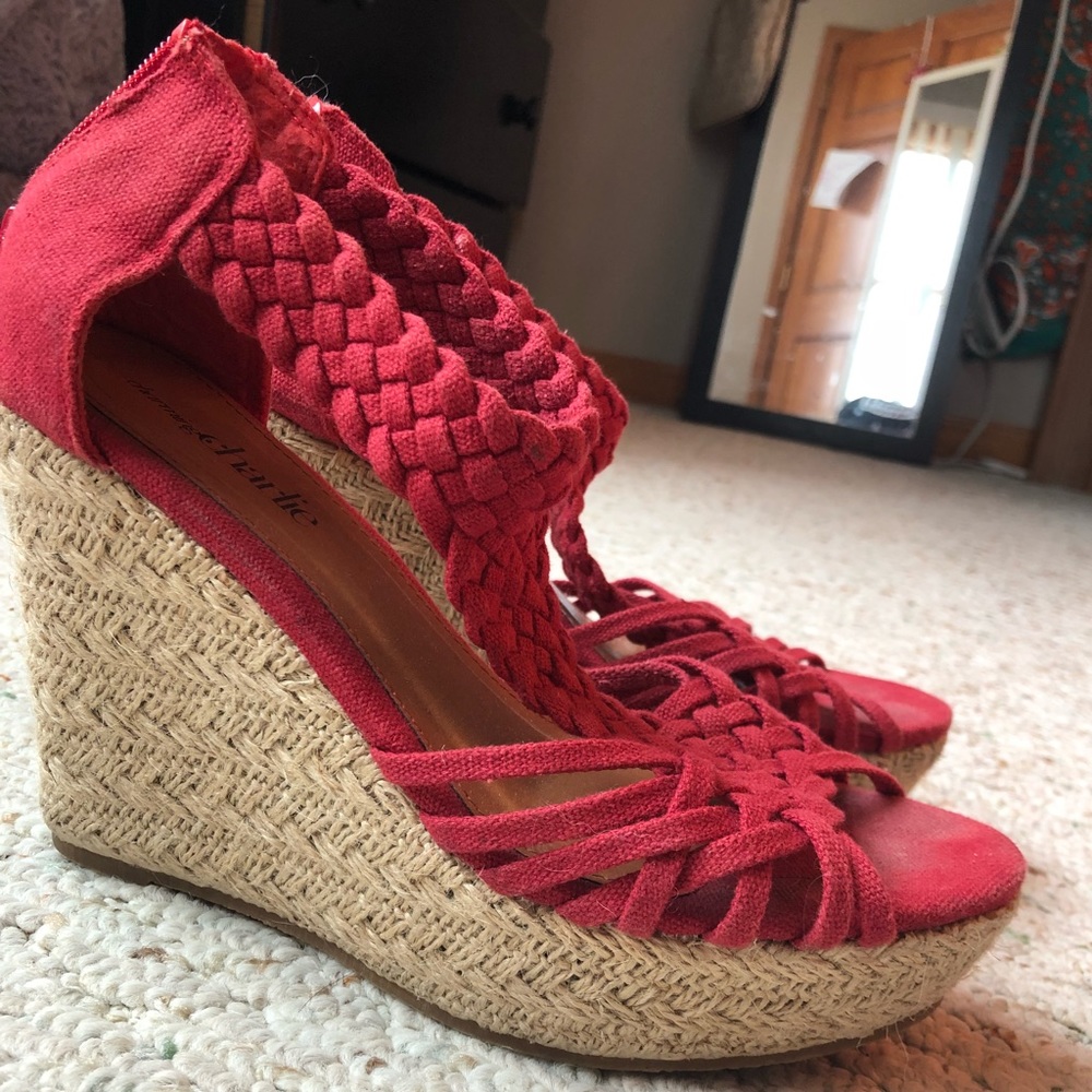 Red wedge sandals
